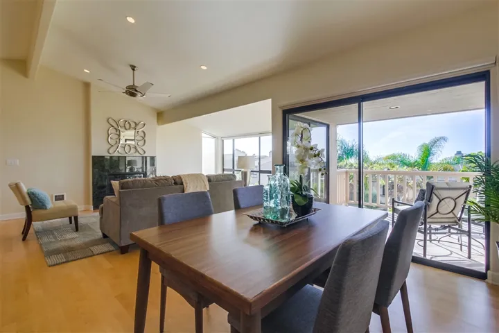 561 S Sierra 36, Solana Beach, California 92075