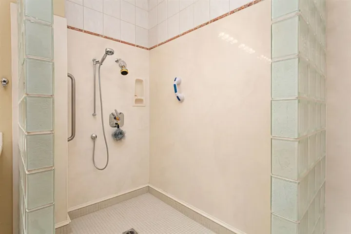1251 Via San Jacinto, San Marcos, California 92078