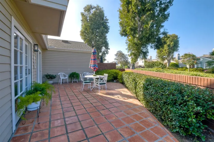 826 Daphne Ct, Carlsbad, California 92011