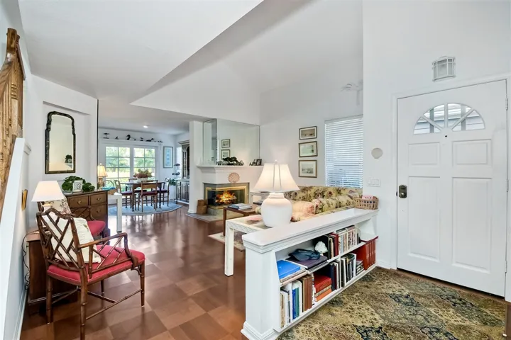 826 Daphne Ct, Carlsbad, California 92011