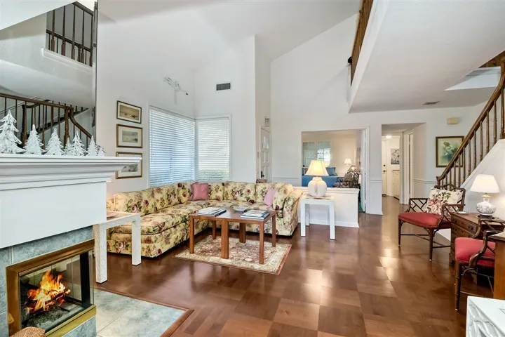 826 Daphne Ct, Carlsbad, California 92011