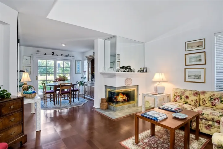 826 Daphne Ct, Carlsbad, California 92011