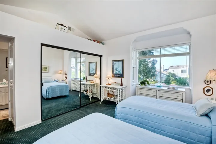 826 Daphne Ct, Carlsbad, California 92011