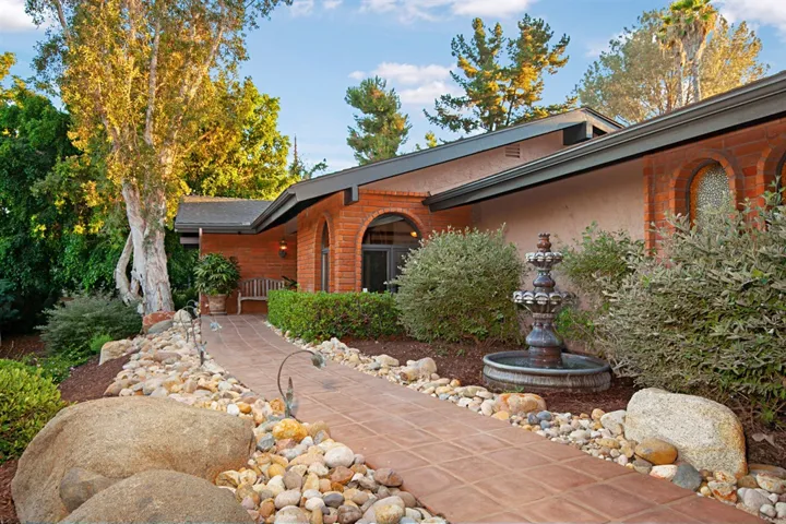 1678 Guava Ln., El Cajon, California 92020