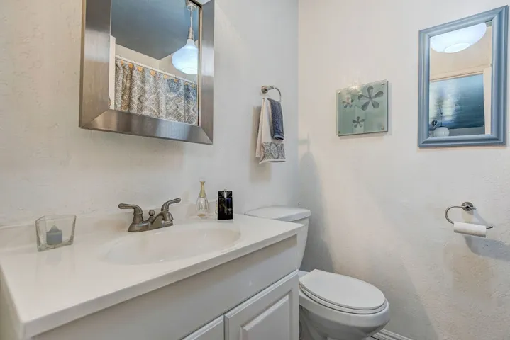 9810 Colt Ln., Lakeside, California 92040