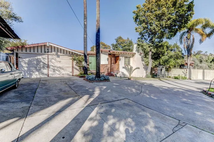 6870 Brooklyn, San Diego, California 92114