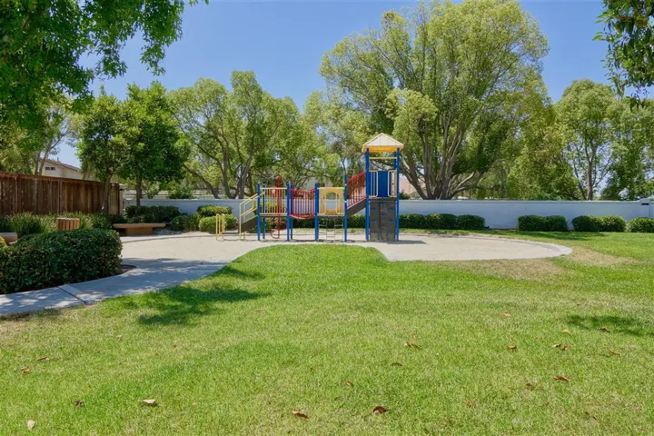 753 Mosaic Cir, Oceanside, California 92057