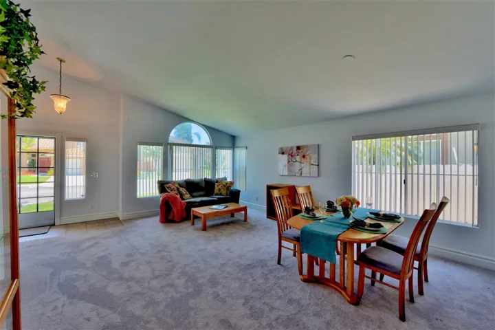 753 Mosaic Cir, Oceanside, California 92057