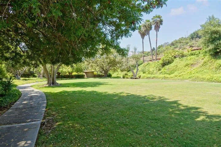3263 Via Altamira, Fallbrook, California 92028