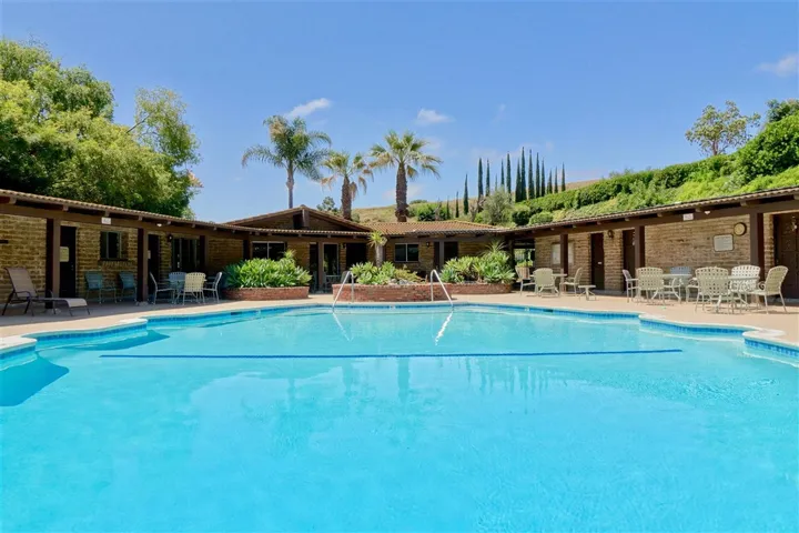 3263 Via Altamira, Fallbrook, California 92028