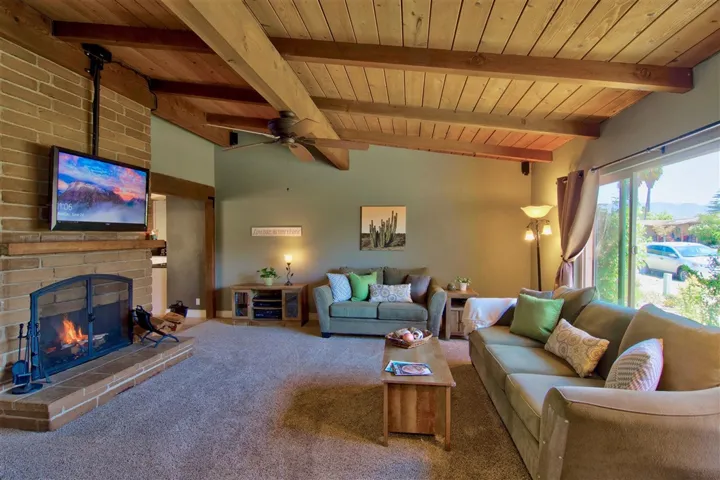 3263 Via Altamira, Fallbrook, California 92028