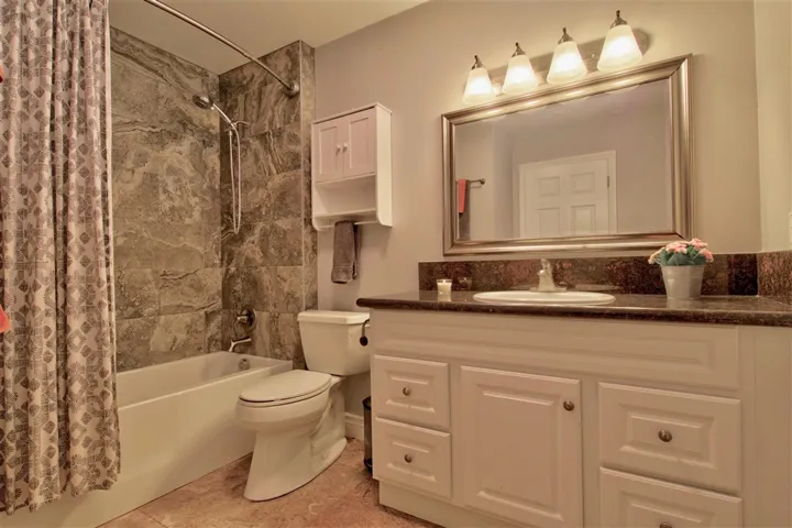 3263 Via Altamira, Fallbrook, California 92028