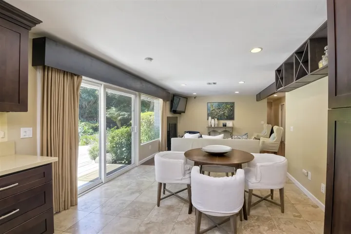 1636 Burgundy Road, Encinitas, California 92024