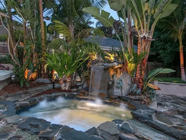 1636 Burgundy Road, Encinitas, California 92024