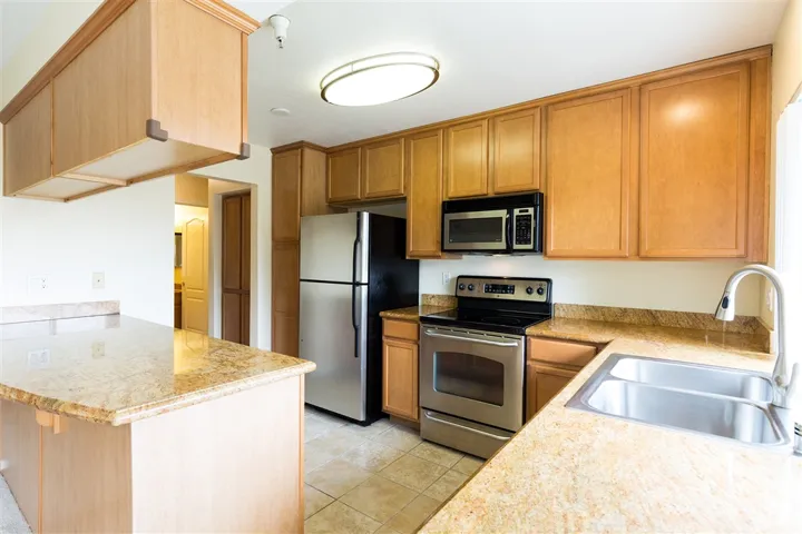 615 Fredricks Ave 106, Oceanside, California 92058