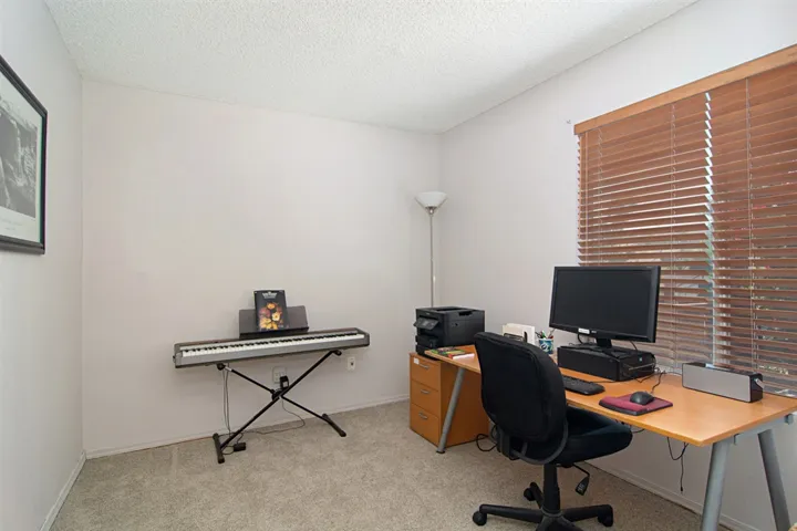6634 Winding Creek Dr, San Diego, California 92119