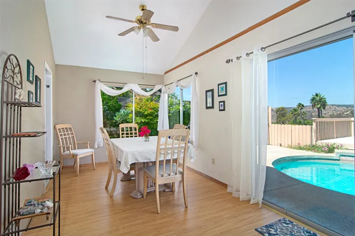 6634 Winding Creek Dr, San Diego, California 92119