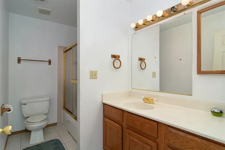 6634 Winding Creek Dr, San Diego, California 92119