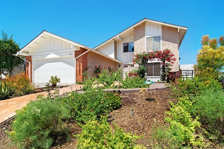 6634 Winding Creek Dr, San Diego, California 92119