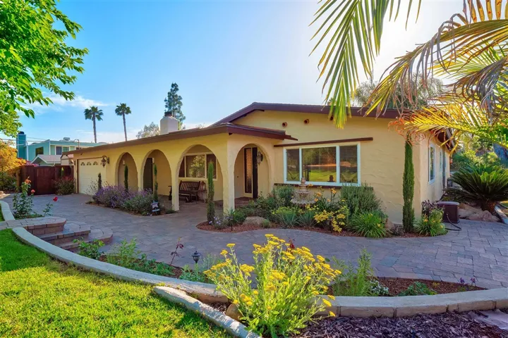 2125 Oro Verde Rd, Escondido, California 92027