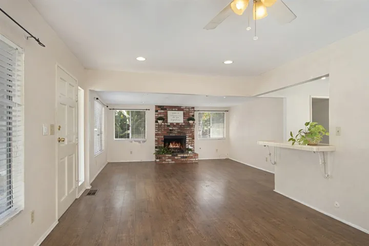 1424 2nd Street, Coronado, California 92118