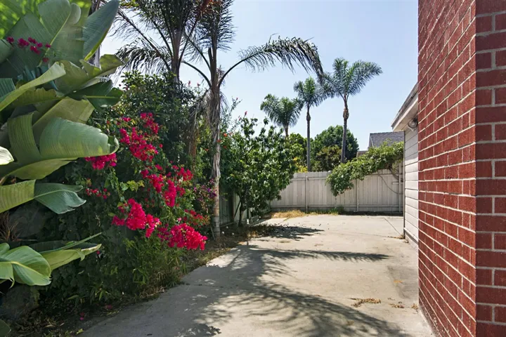 1424 2nd Street, Coronado, California 92118