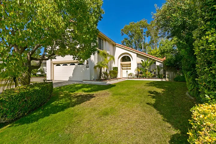 Large grassy front lawn