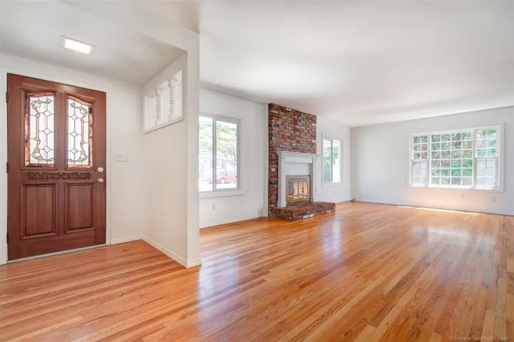 4298 Avon Drive, La Mesa, California 91941