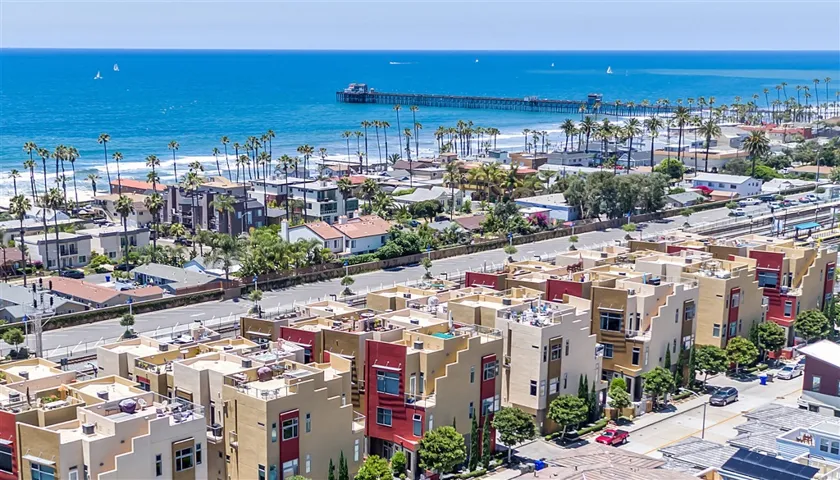 451 S Cleveland St. Unit 101, Oceanside, California 92054