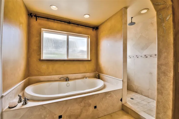 1753 Elevado, Vista, California 92084