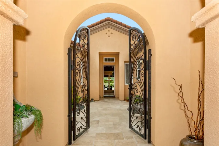 767 Turtle Point Way, San Marcos, California 92069