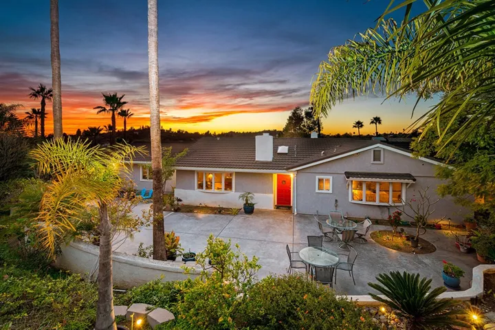 1413 Hidden Mesa View Dr, El Cajon, California 92019