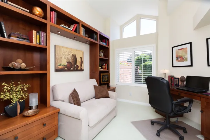 822 Daphne Ct, Carlsbad, California 92011