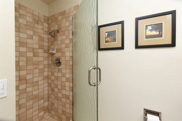 822 Daphne Ct, Carlsbad, California 92011
