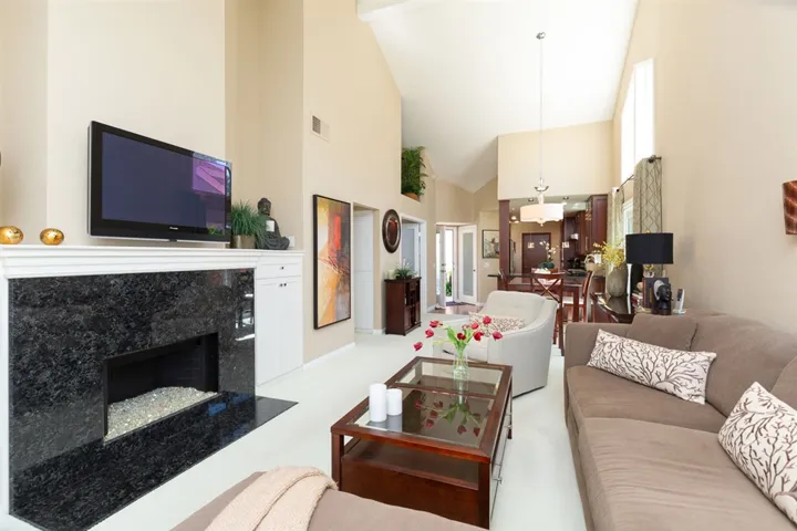 822 Daphne Ct, Carlsbad, California 92011