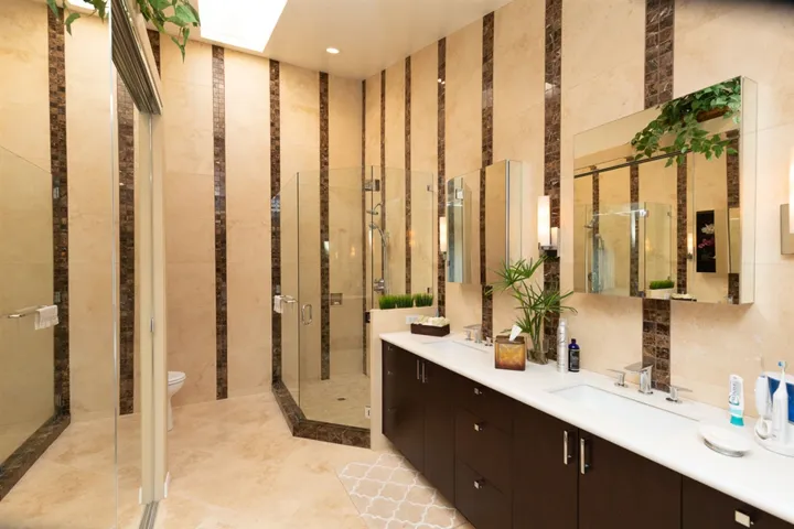 822 Daphne Ct, Carlsbad, California 92011