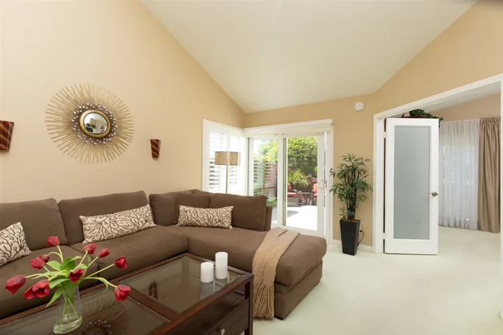822 Daphne Ct, Carlsbad, California 92011
