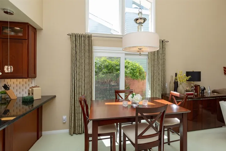 822 Daphne Ct, Carlsbad, California 92011