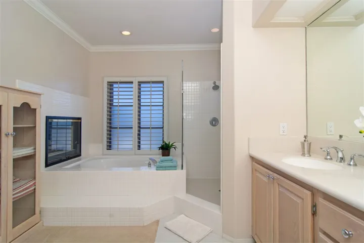 1625 Scott Pl, Encinitas, California 92024
