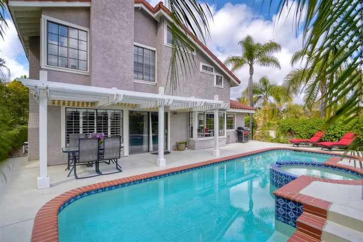 1825 Goldenrod Lane, Vista, California 92081