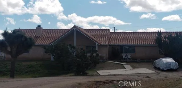 9715 Rose Drive, Oak Hills, California 92344