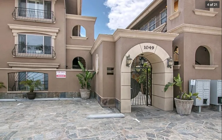 1049 Felspar 7, San Diego, California 92109