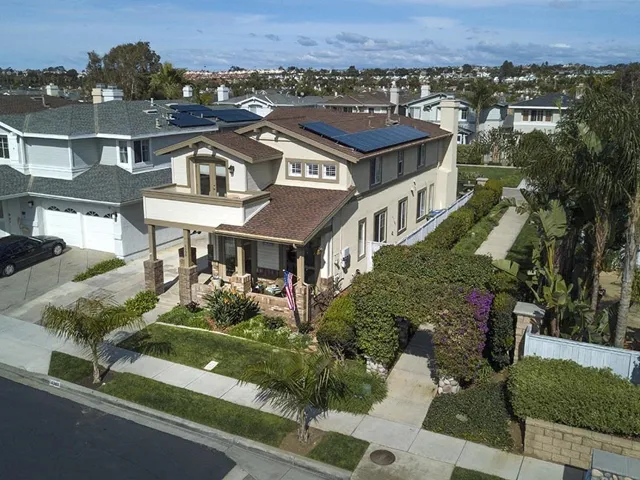 6980 Tradewinds, Carlsbad, California 92011