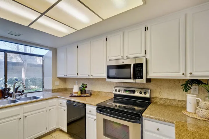 39903 Parada Street A, Newark, California 94560