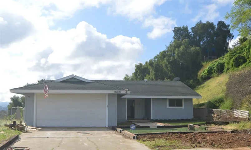 11601 Alpine Lane, Lakeside, California 92040