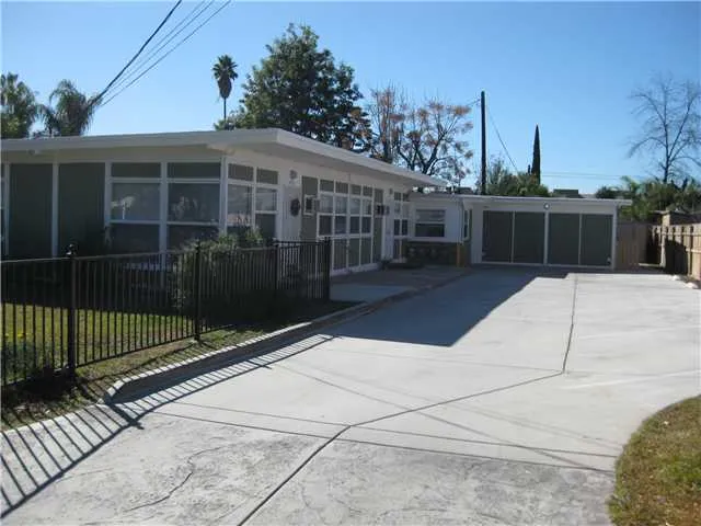 1415 S Broadway, Escondido, California 92025
