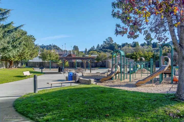 900 Lundy Lane, Scotts Valley, California 95066