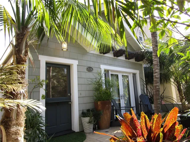 614 10th Street, Huntington Beach, California 92648