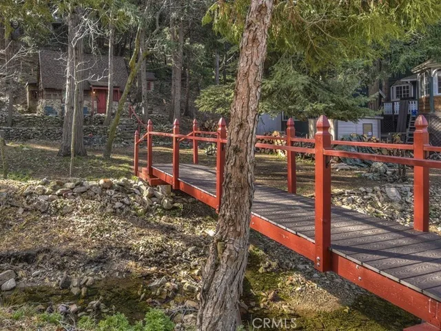 23270 Brookside Road, Crestline, California 92325