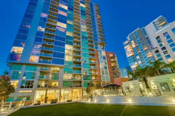 800 The Mark Lane 901, San Diego, California 92101